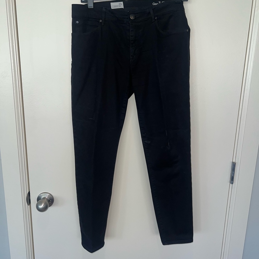 Woman's Black Legging Jeans
